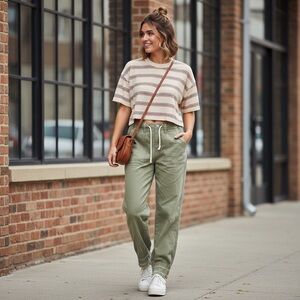 American Eagle Outfitters Green Drawstring Pants